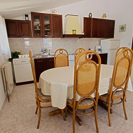 Milio 1105 Apartman *