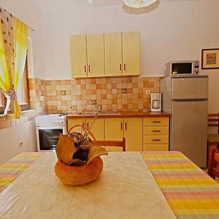 Milio 1105 Apartman