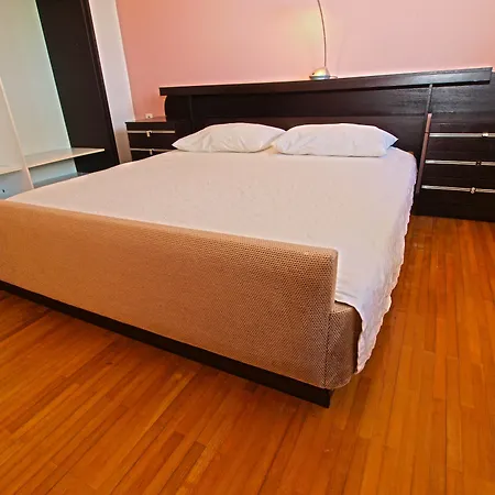 Apartman Milio 1105 *